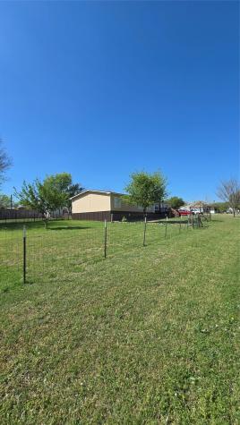 119 Enchanted Lakes Drive Azle TX 76020