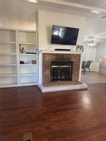 320 Vz County Road 3814 Wills Point TX 75169