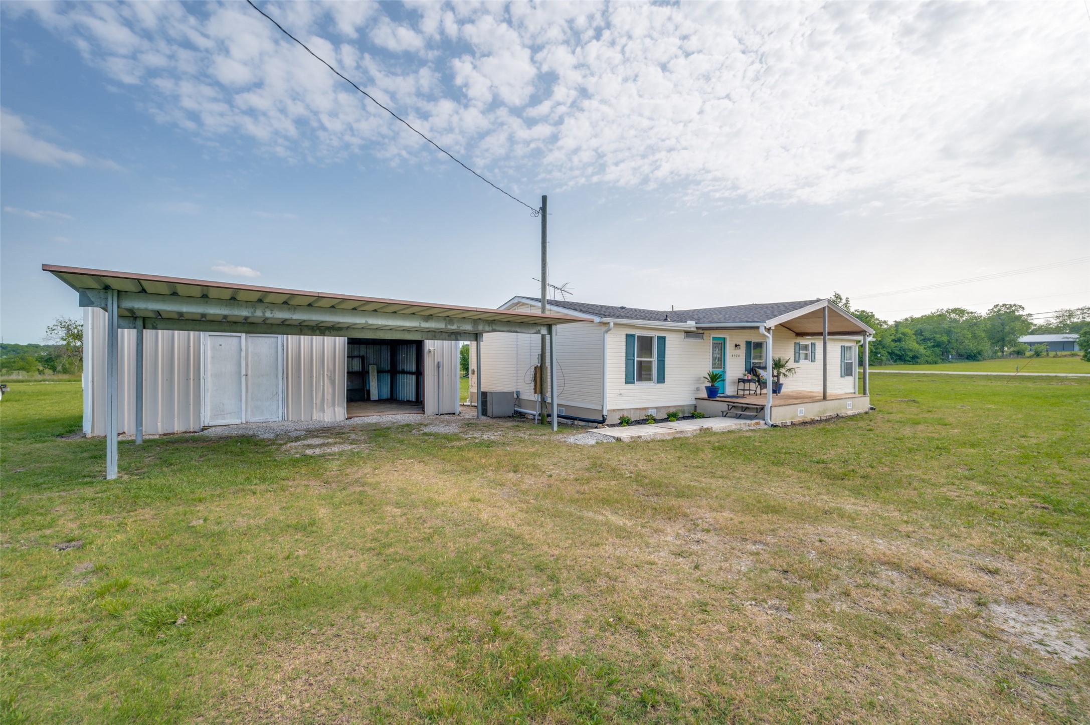 4524 Elementary Drive Southmayd TX 76268