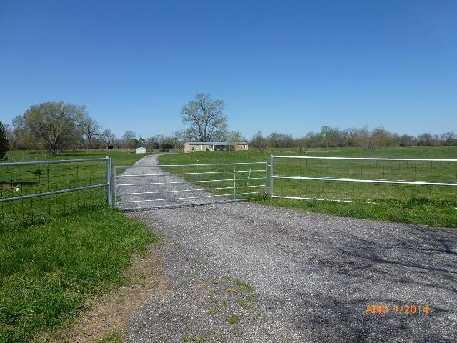 3453 County Road 1061 Greenville TX 75401