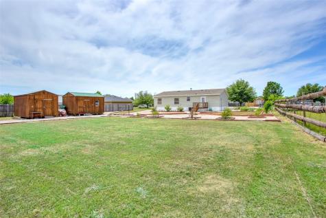 310 Glenwood Street Gainesville TX 76240