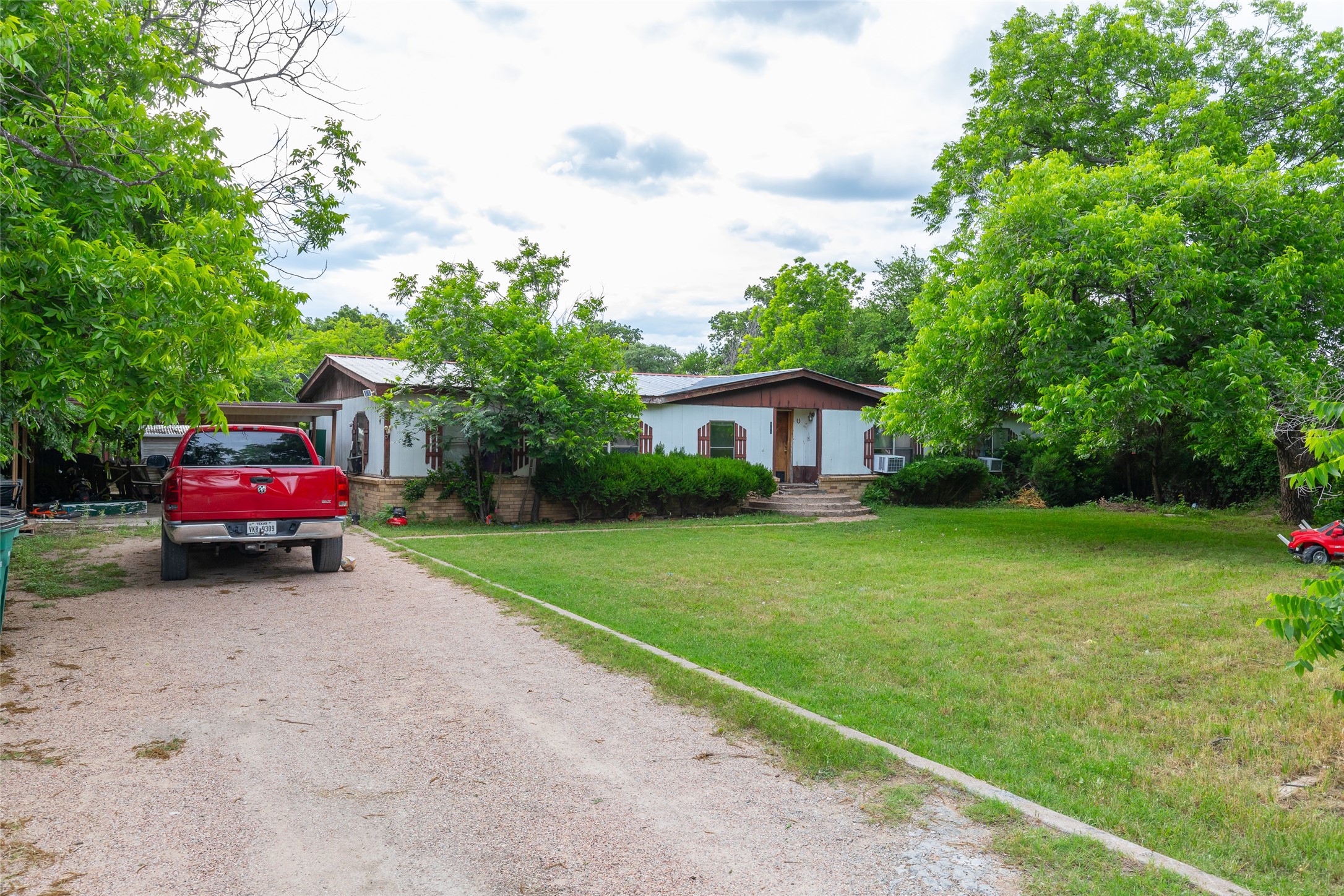 509 Rusk Street Clyde TX 79510