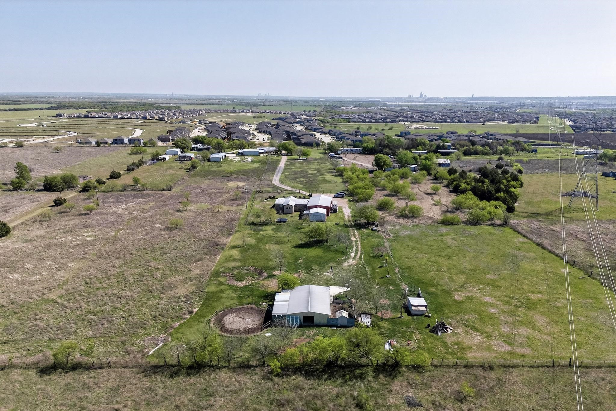 18729 County Road 620 Venus TX 76084