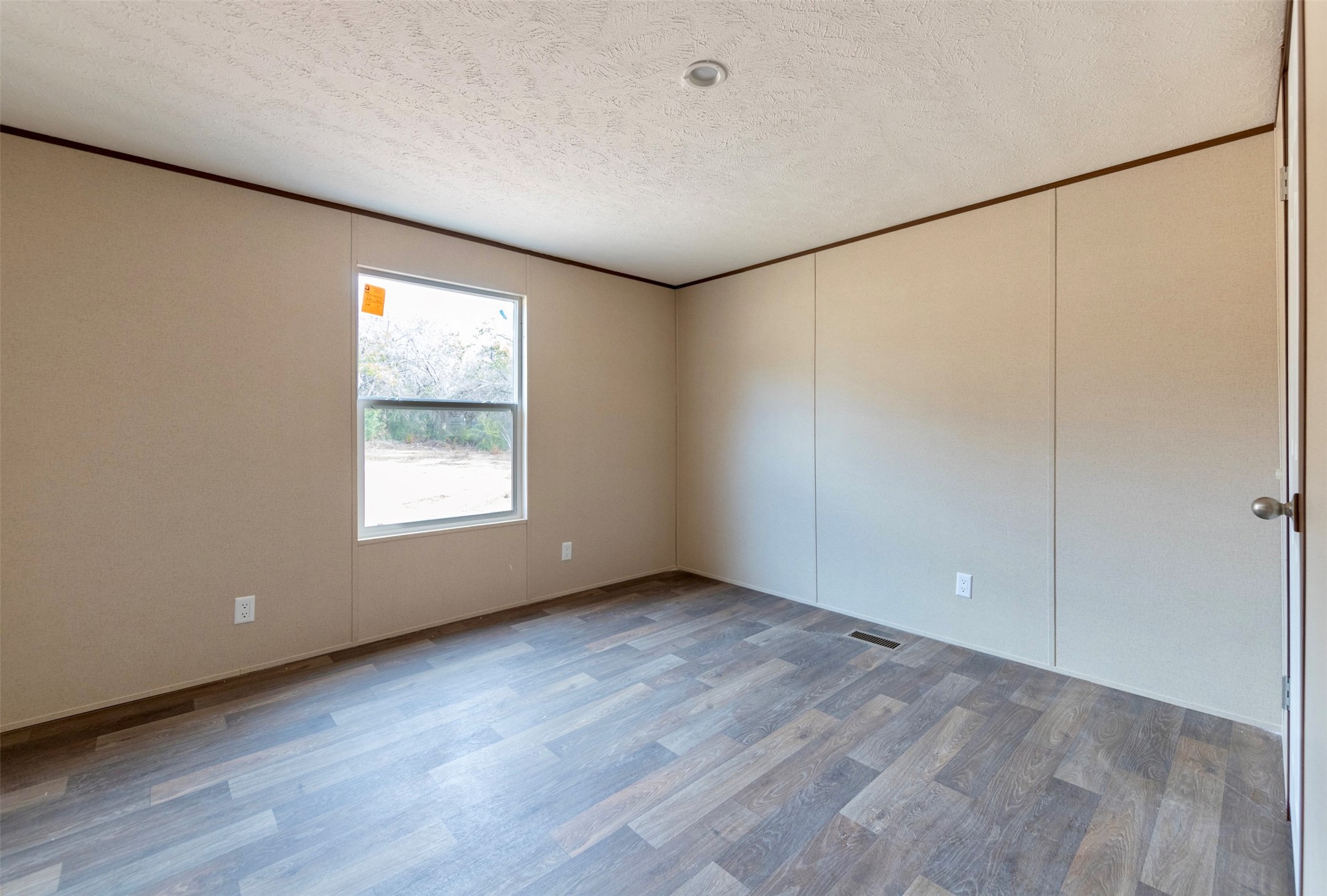 2909 Sycamore Court Granbury TX 76048
