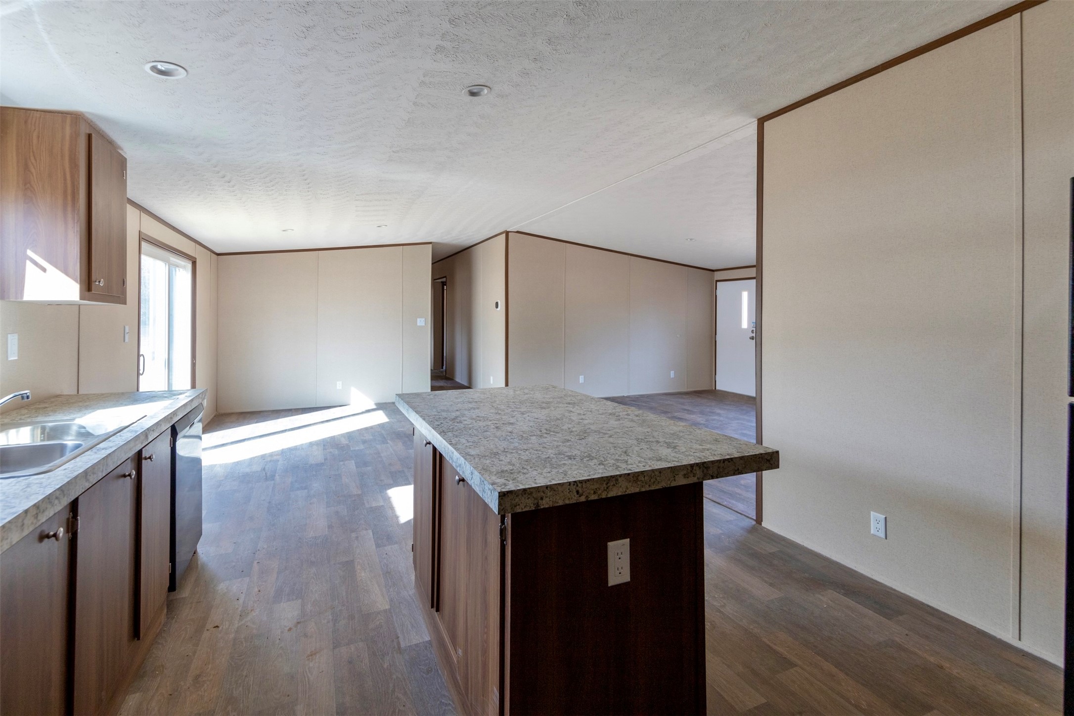 2909 Sycamore Court Granbury TX 76048