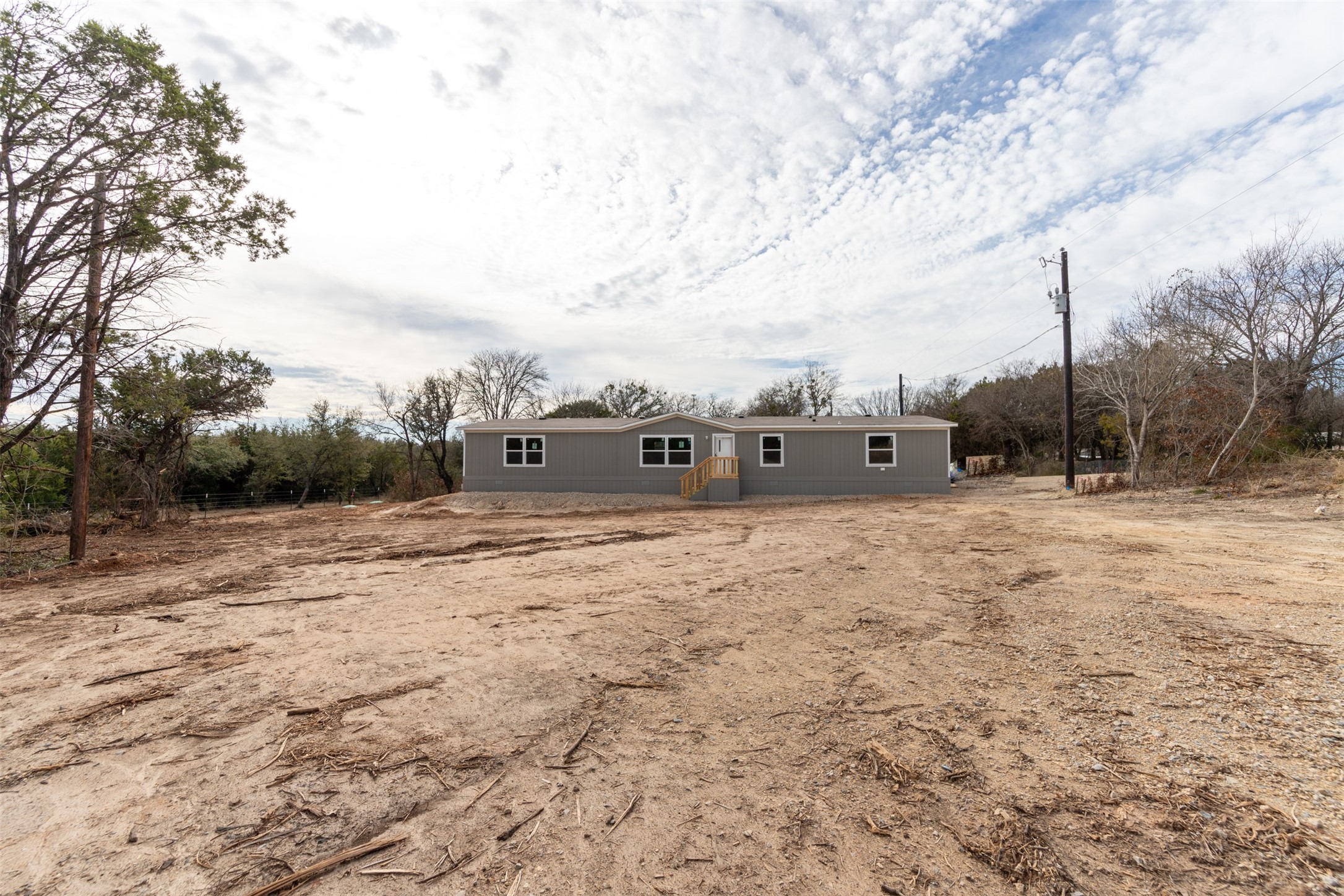 2909 Sycamore Court Granbury TX 76048