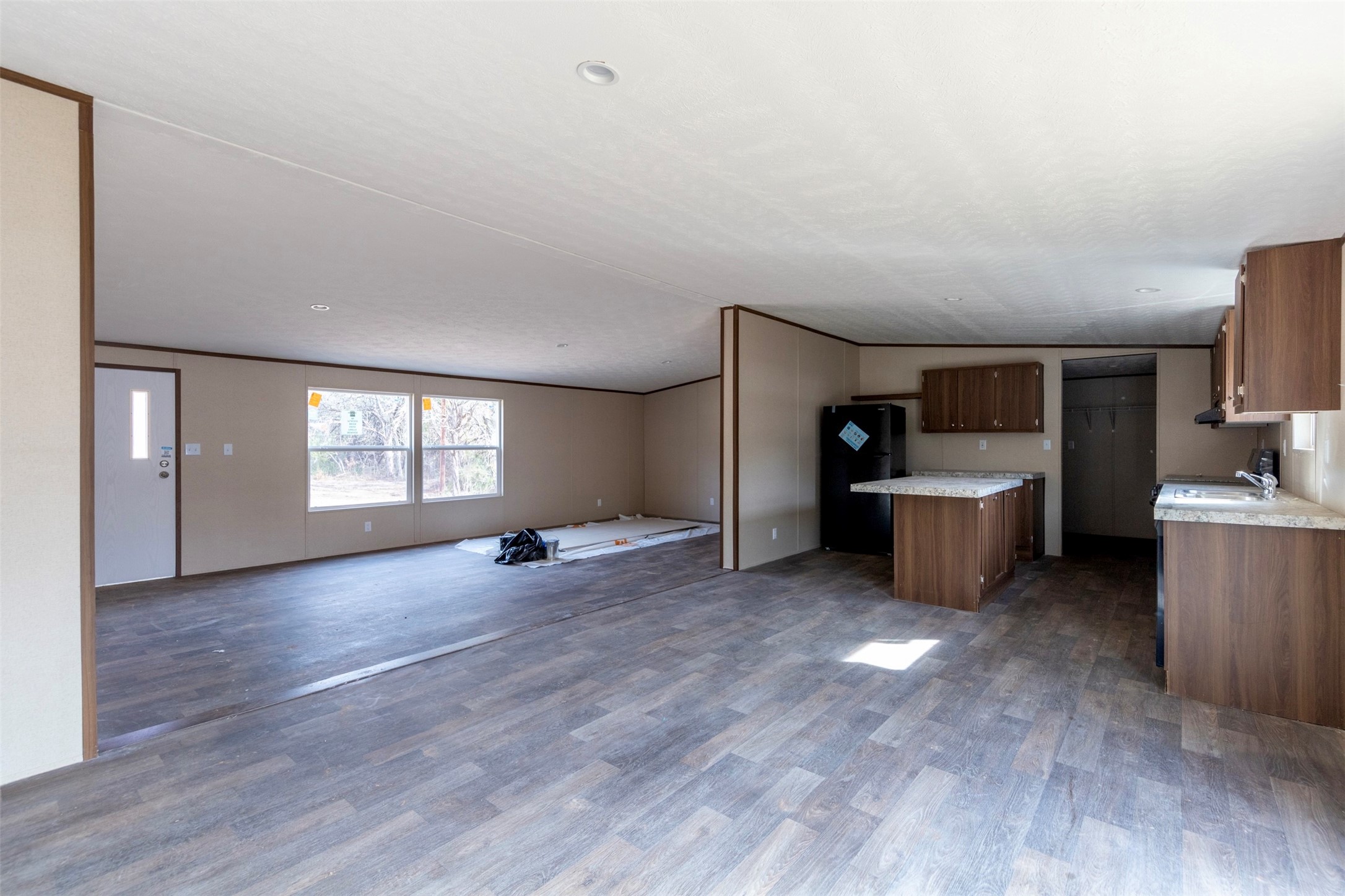 2909 Sycamore Court Granbury TX 76048