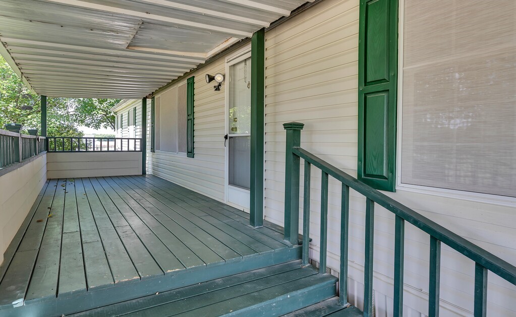 652 Middle Windsor Road Mcgregor TX 76657