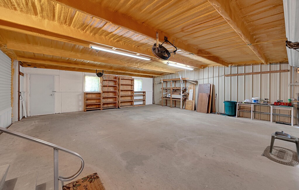 652 Middle Windsor Road Mcgregor TX 76657