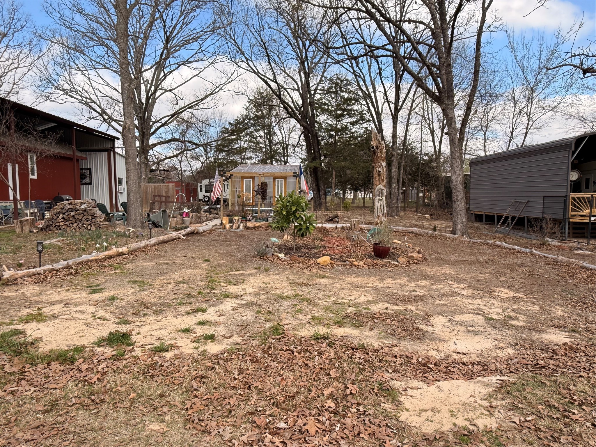 6435 N Fm 17 Yantis TX 75497