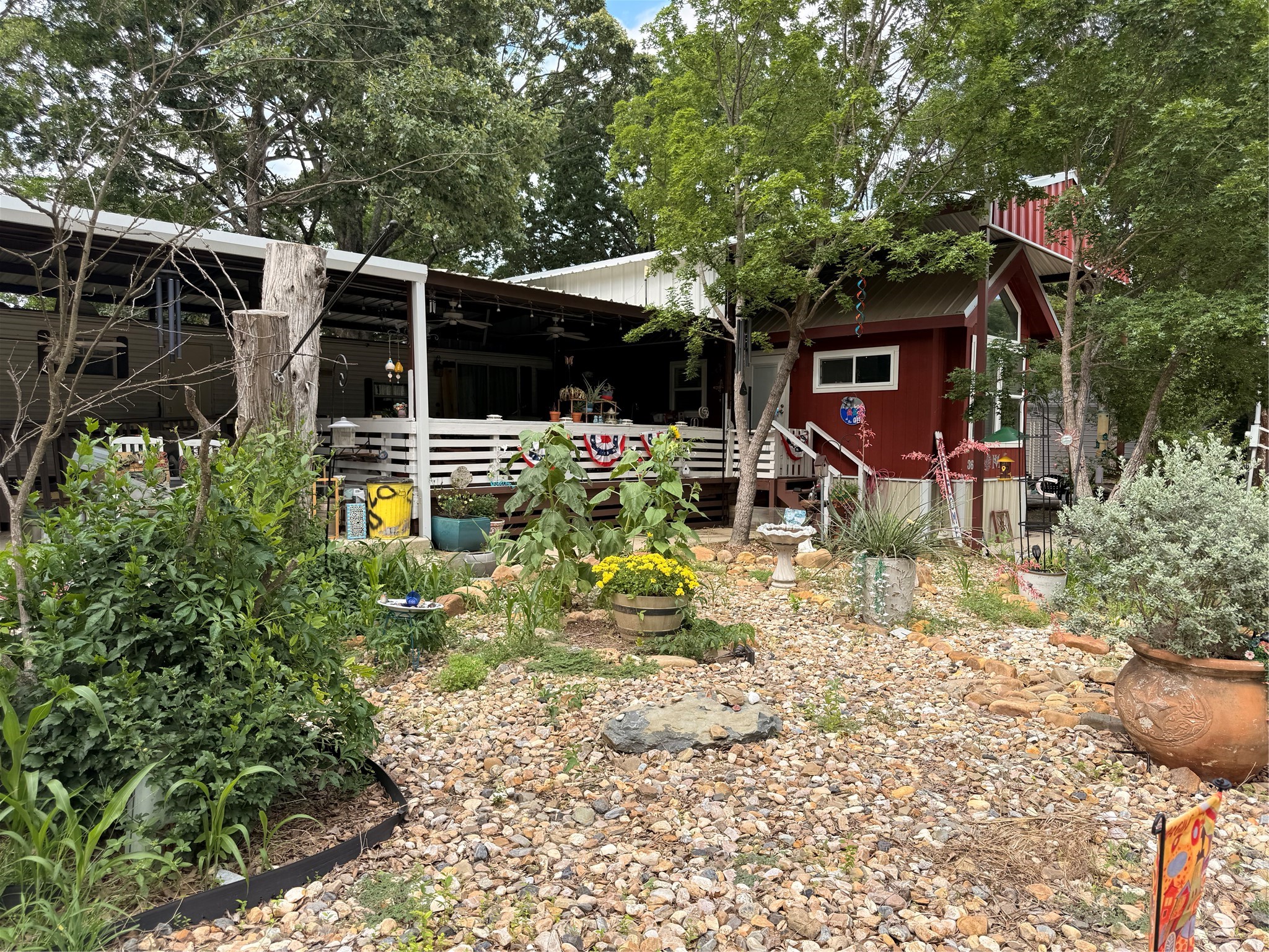 6435 N Fm 17 Yantis TX 75497