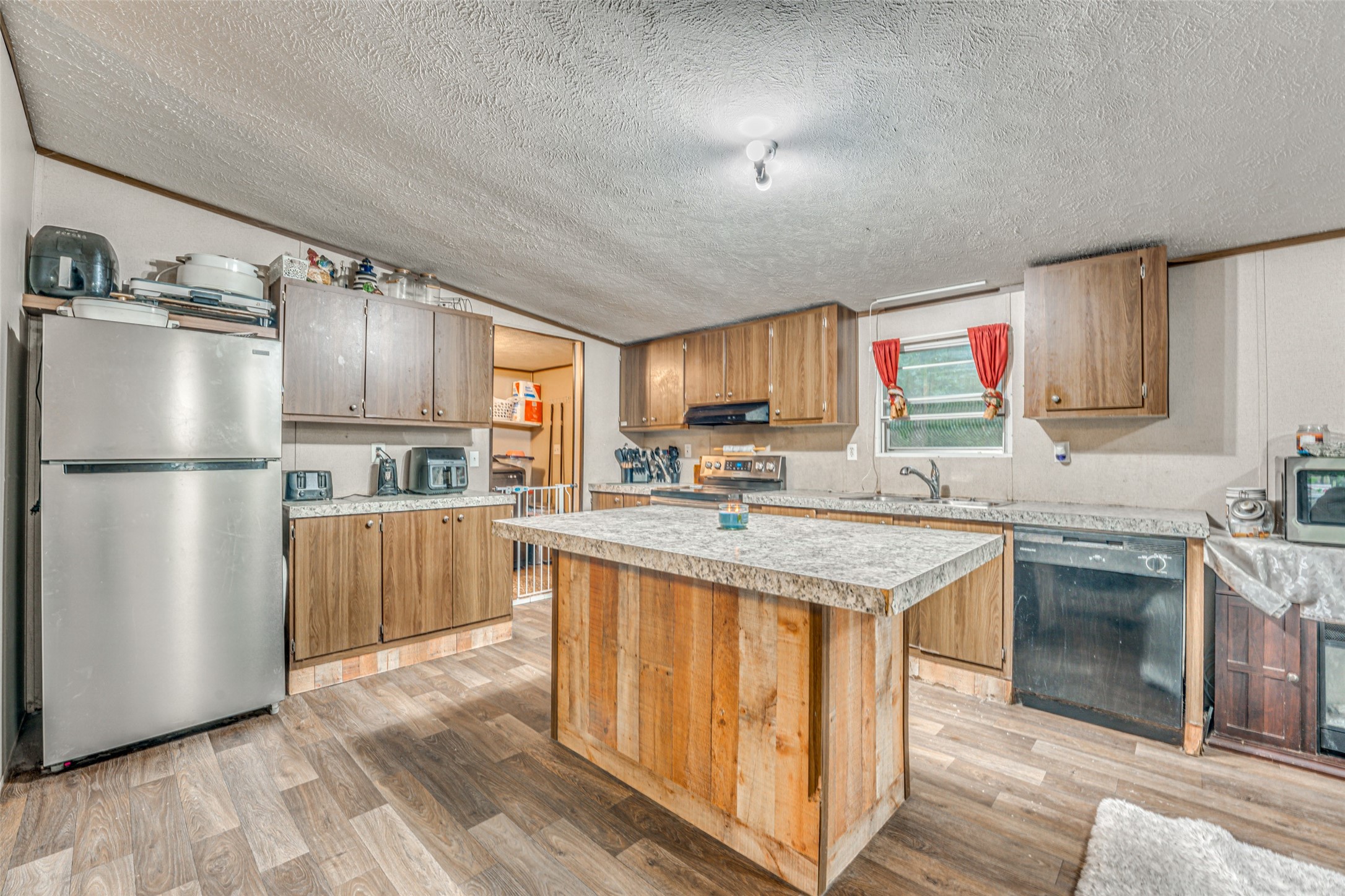 1478 Shawnee Circle Hawk Cove TX 75474