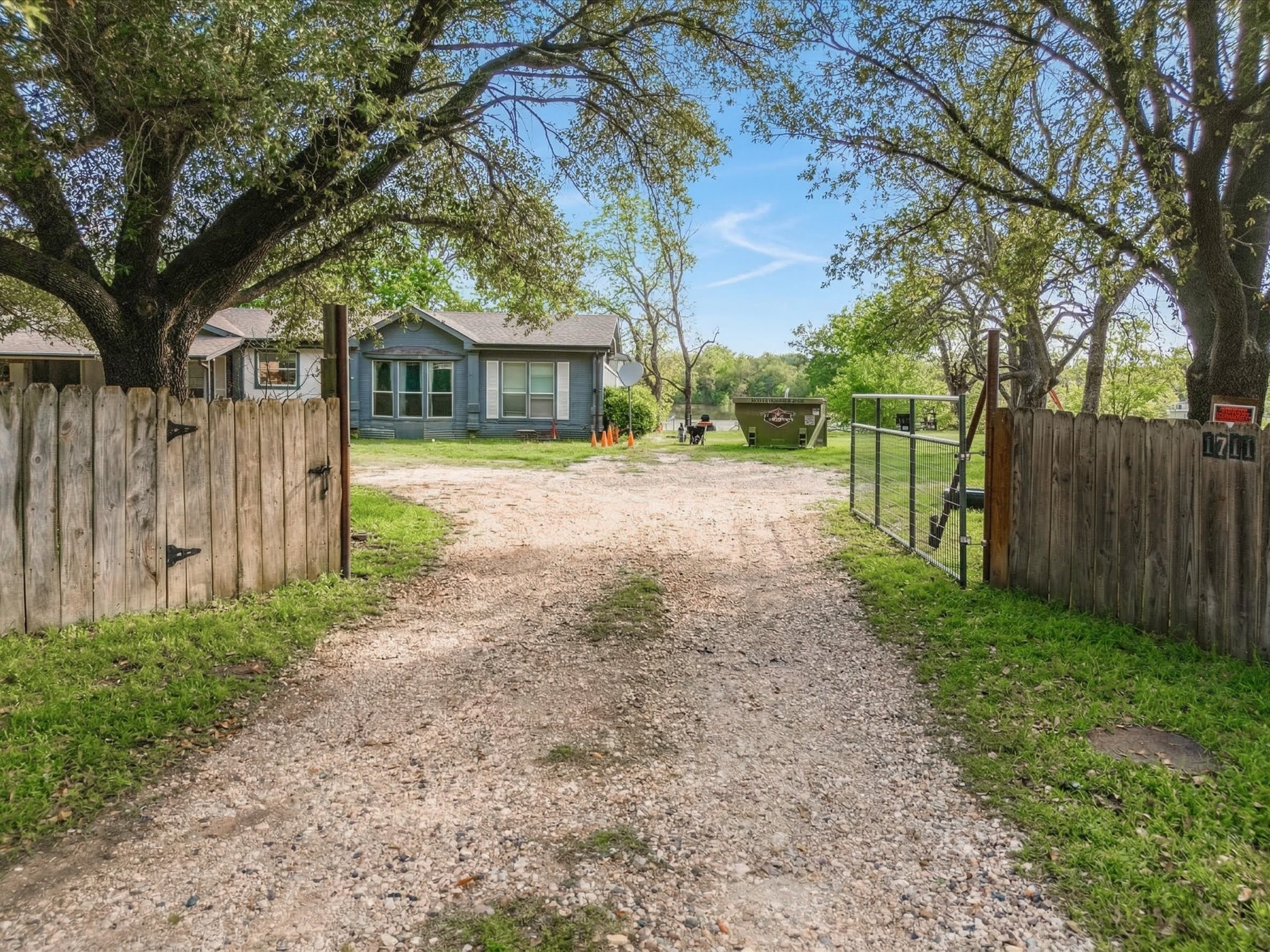 1711 County Road 0070 Corsicana TX 75109