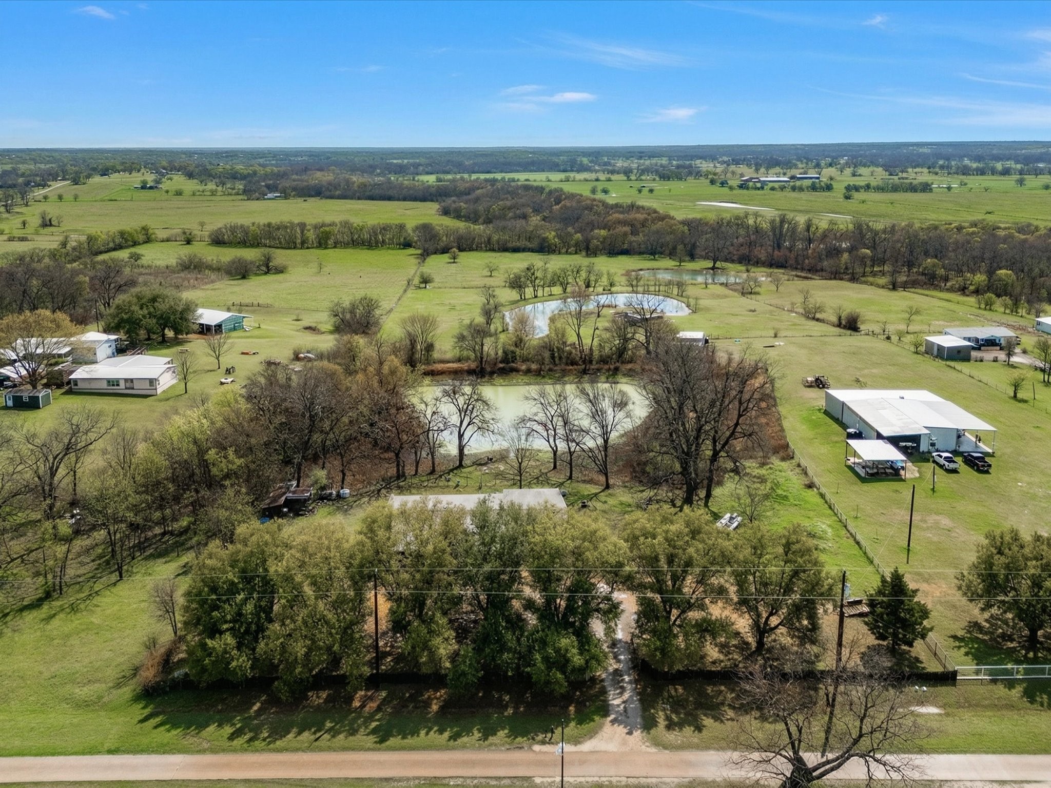 1711 County Road 0070 Corsicana TX 75109