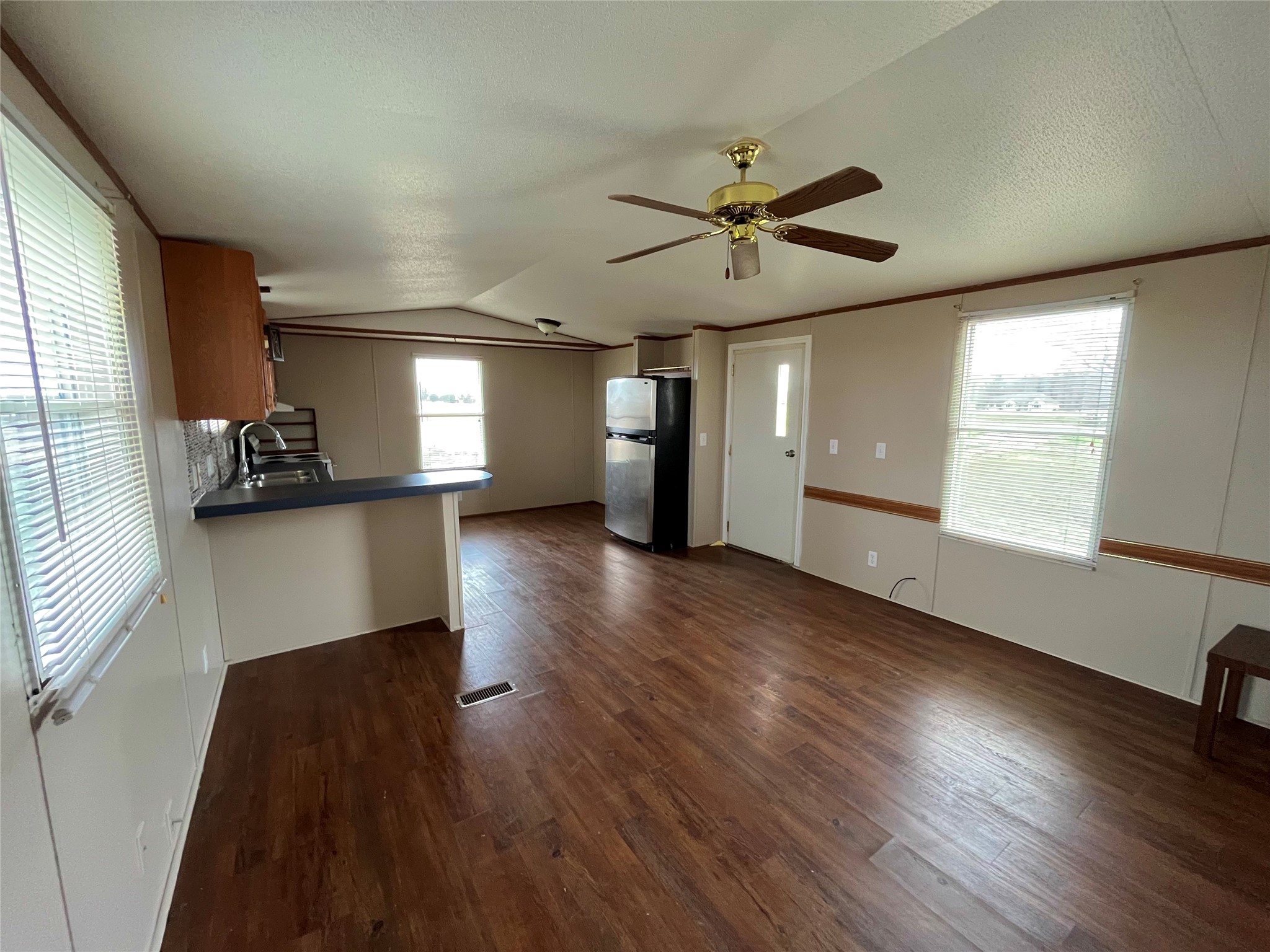 8082 Fm 697 Whitewright TX 75491