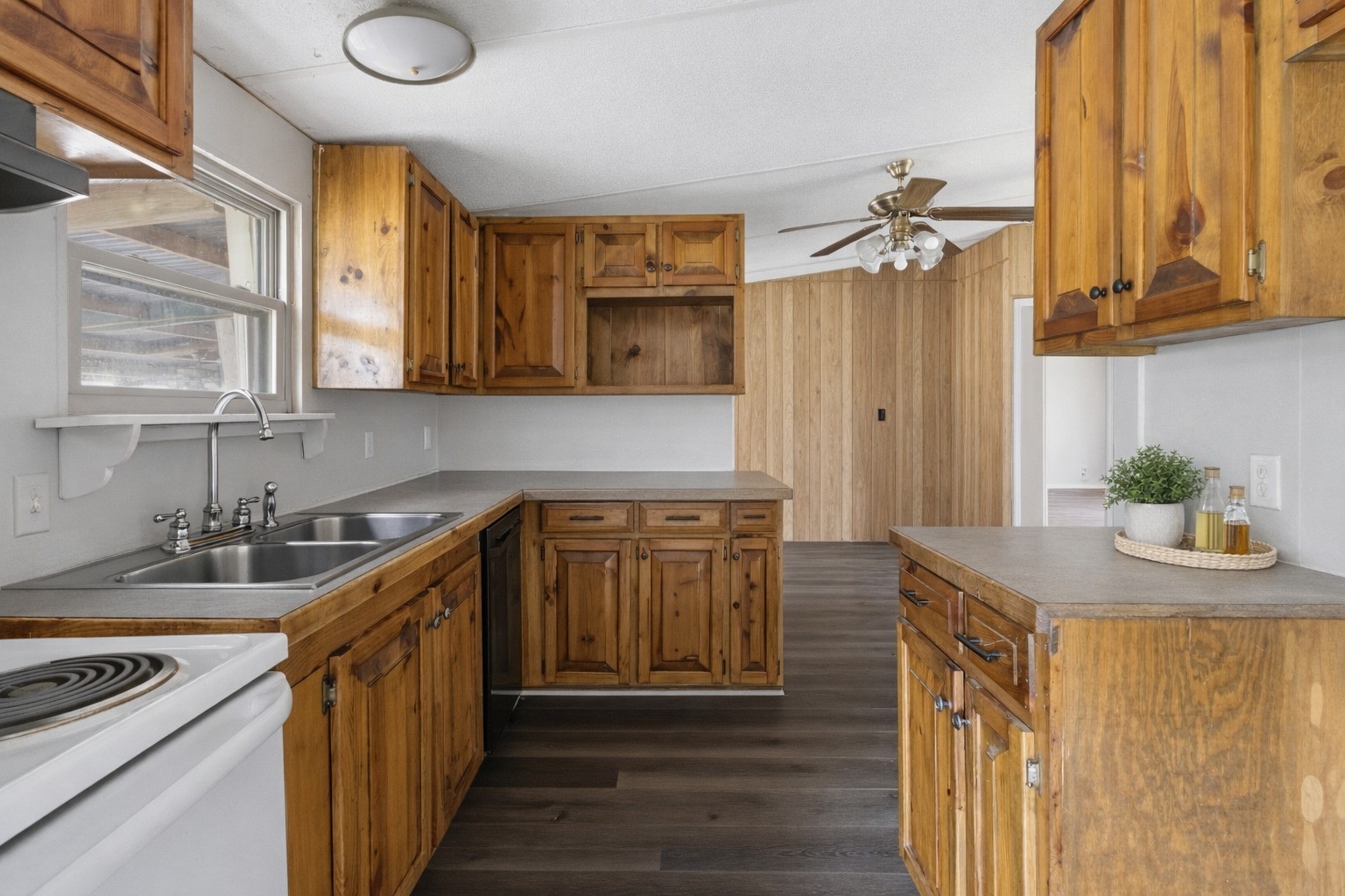540 SE County Road 3105 Corsicana TX 75109
