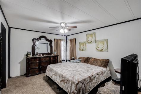 5716 Thousand Oaks Drive Joshua TX 76058