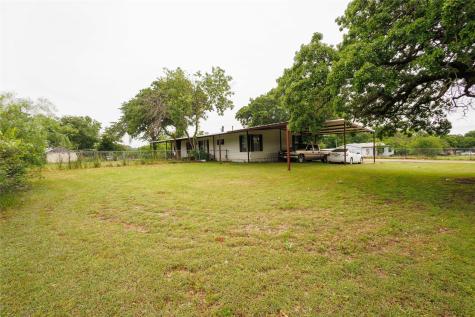 5716 Thousand Oaks Drive Joshua TX 76058