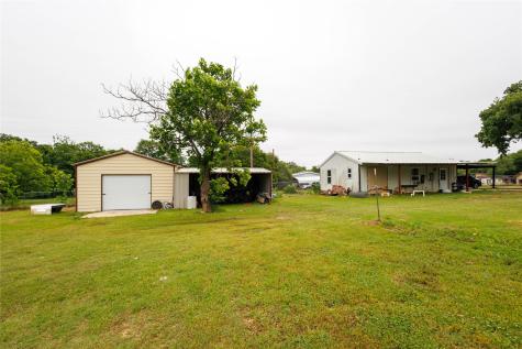 5716 Thousand Oaks Drive Joshua TX 76058