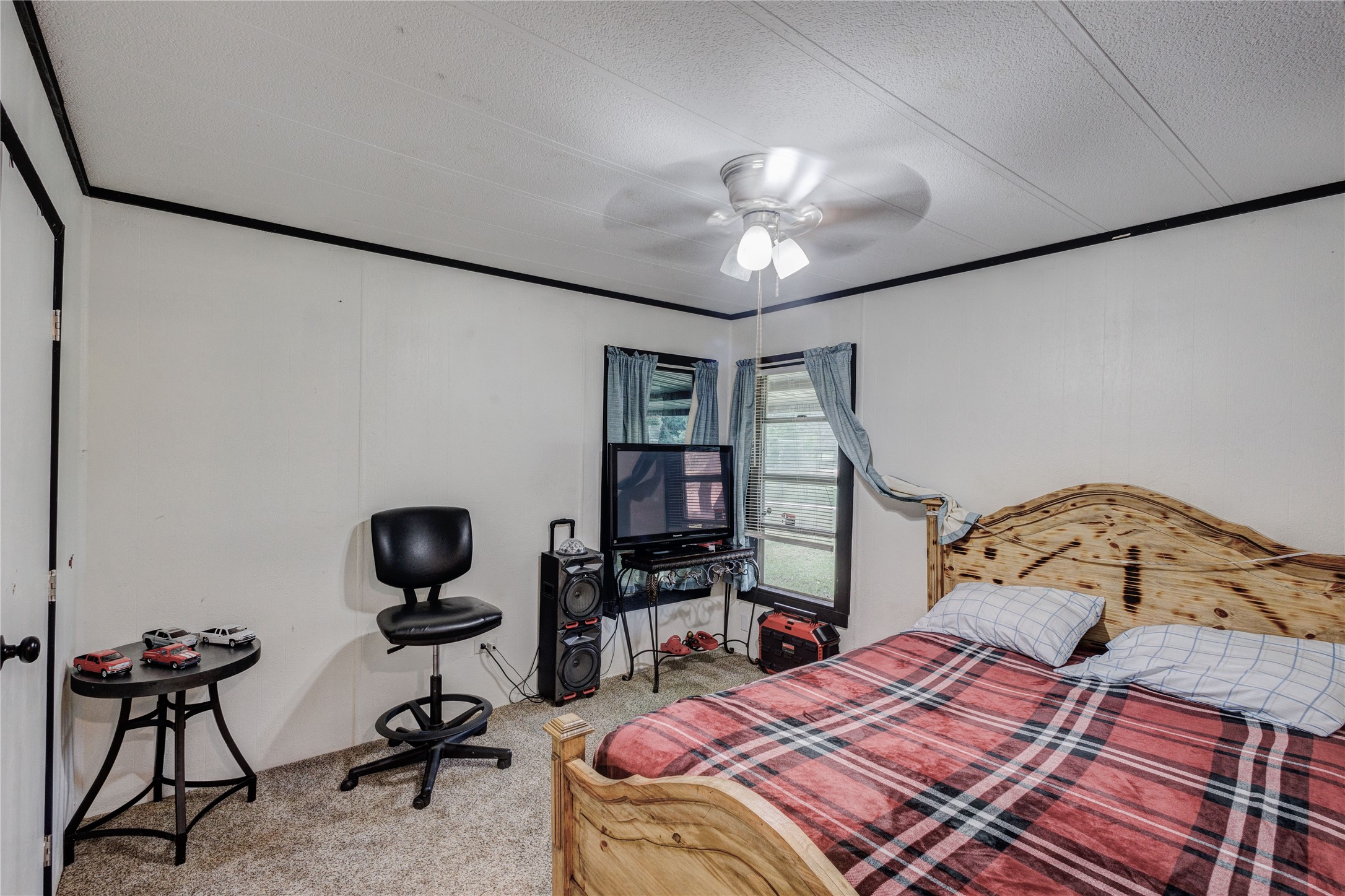 5716 Thousand Oaks Drive Joshua TX 76058