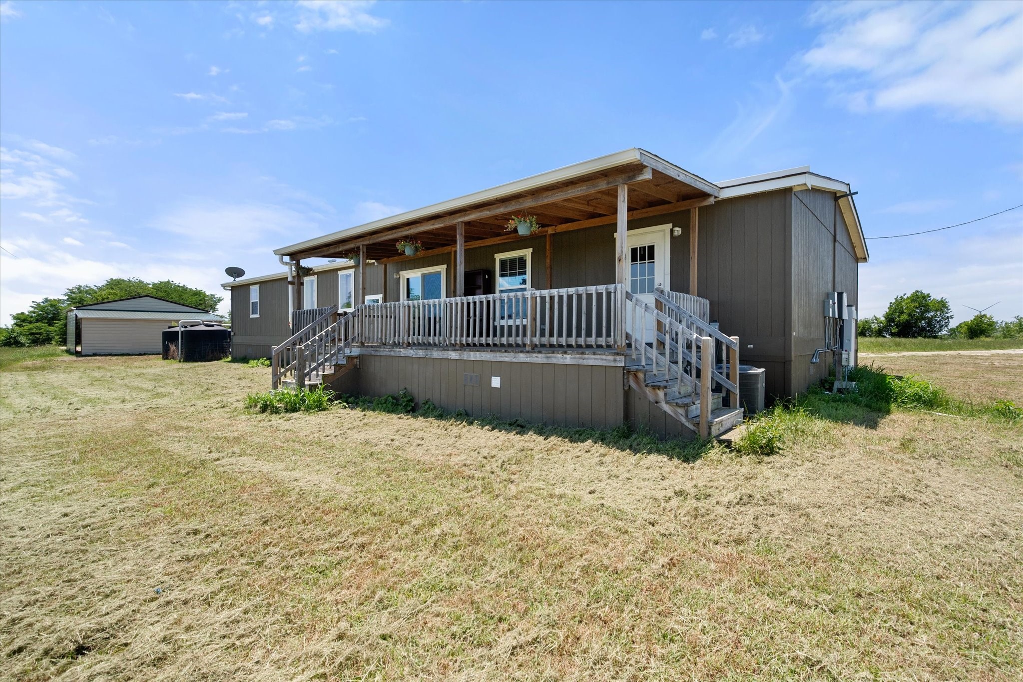 604 Lcr 208 Coolidge TX 76635