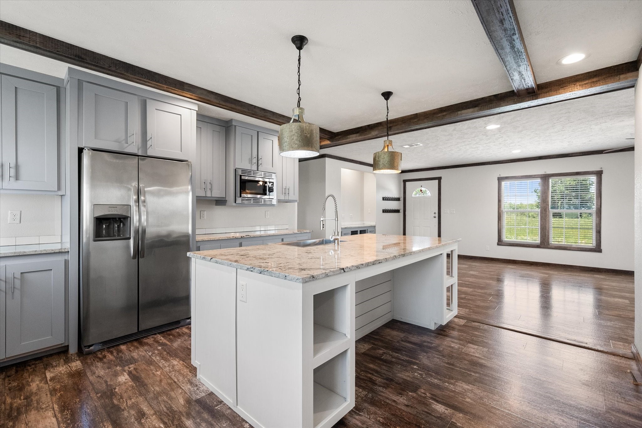 604 Lcr 208 Coolidge TX 76635