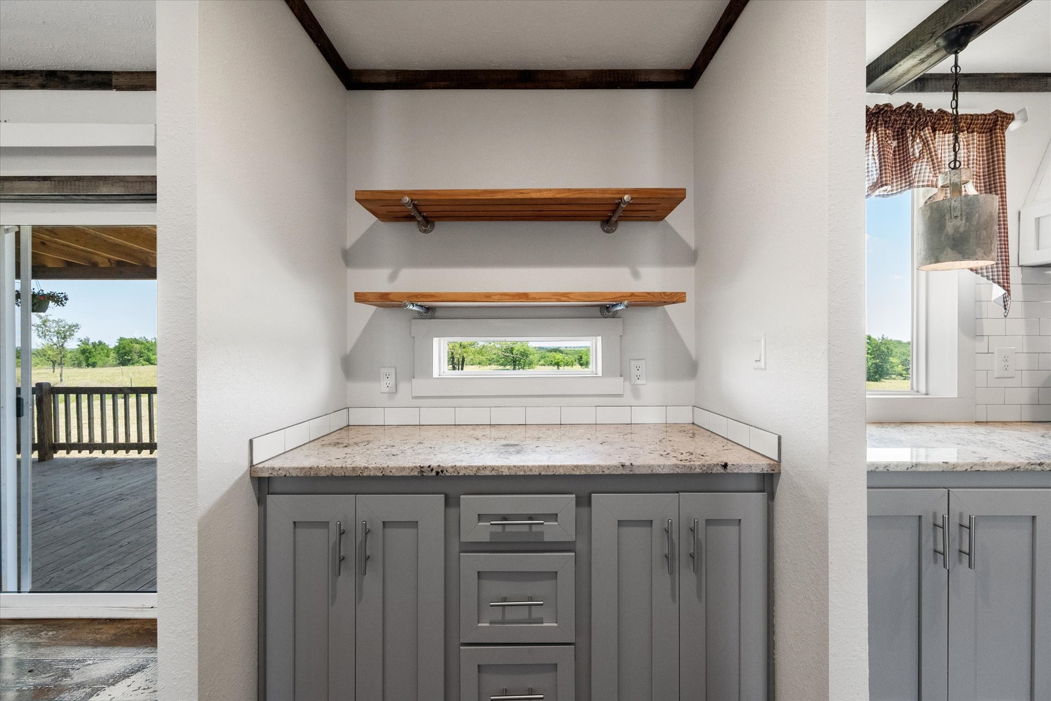 604 Lcr 208 Coolidge TX 76635