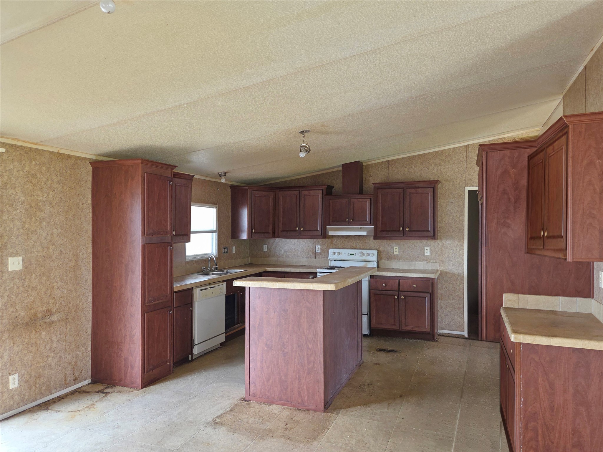 327 County Road 160 Whitesboro TX 76273