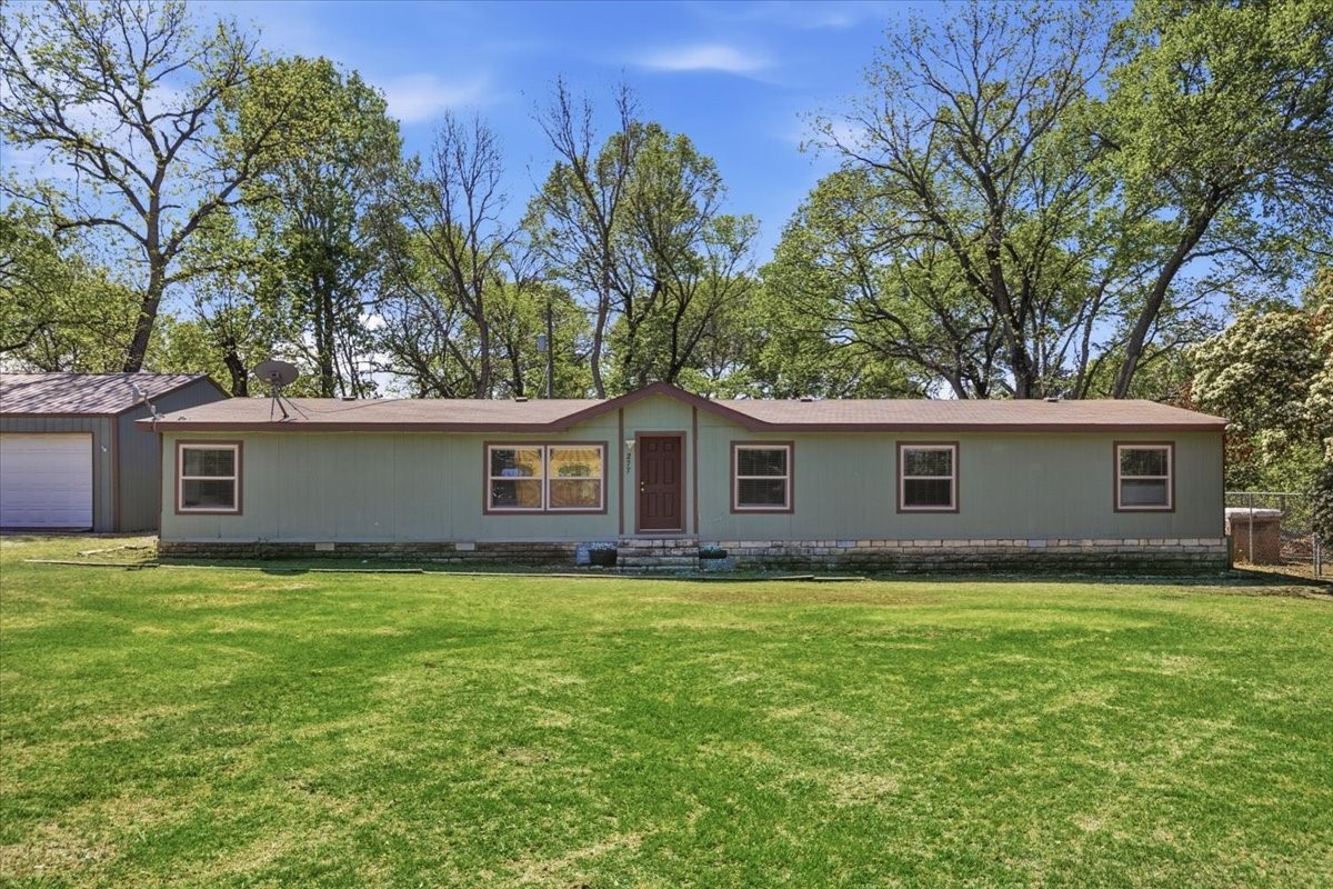 277 Kelly Brook Lane Weatherford TX 76087