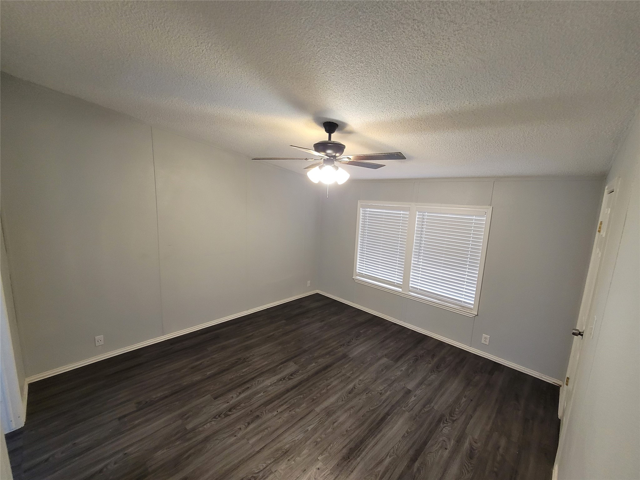 902 Devils River Drive Granbury TX 76048