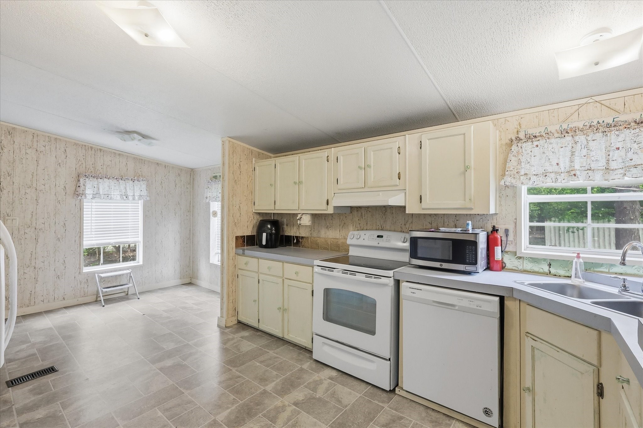 658 Cr 5012 Leonard TX 75452