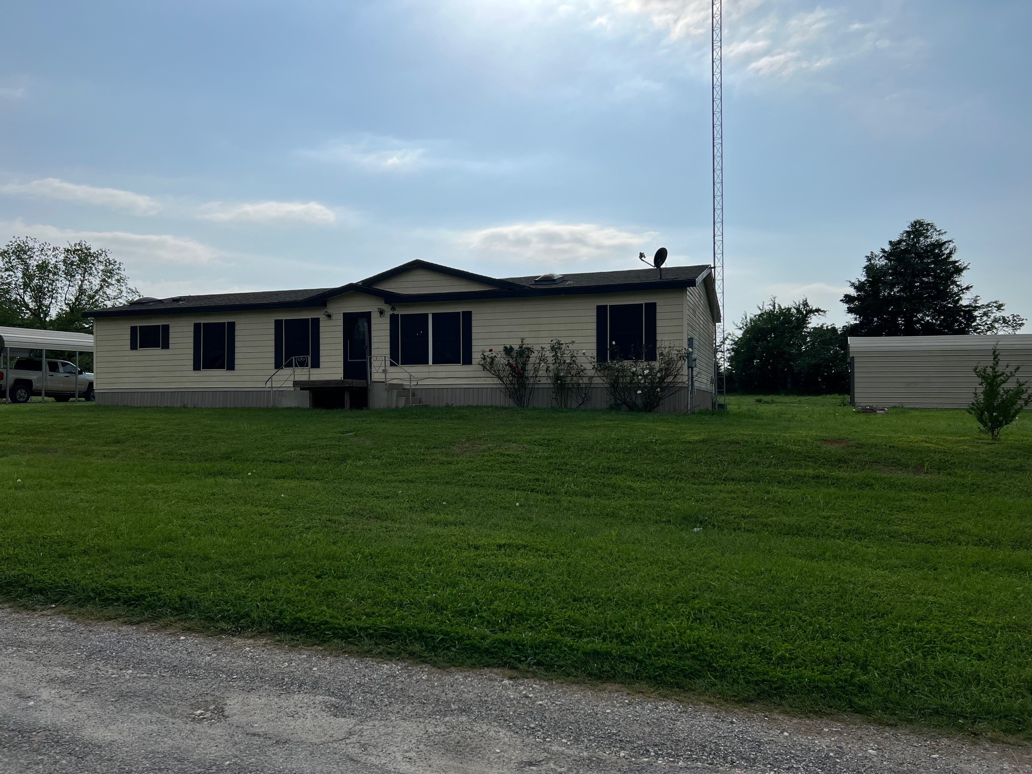 324 Lil Arkansas Road Bells TX 75414
