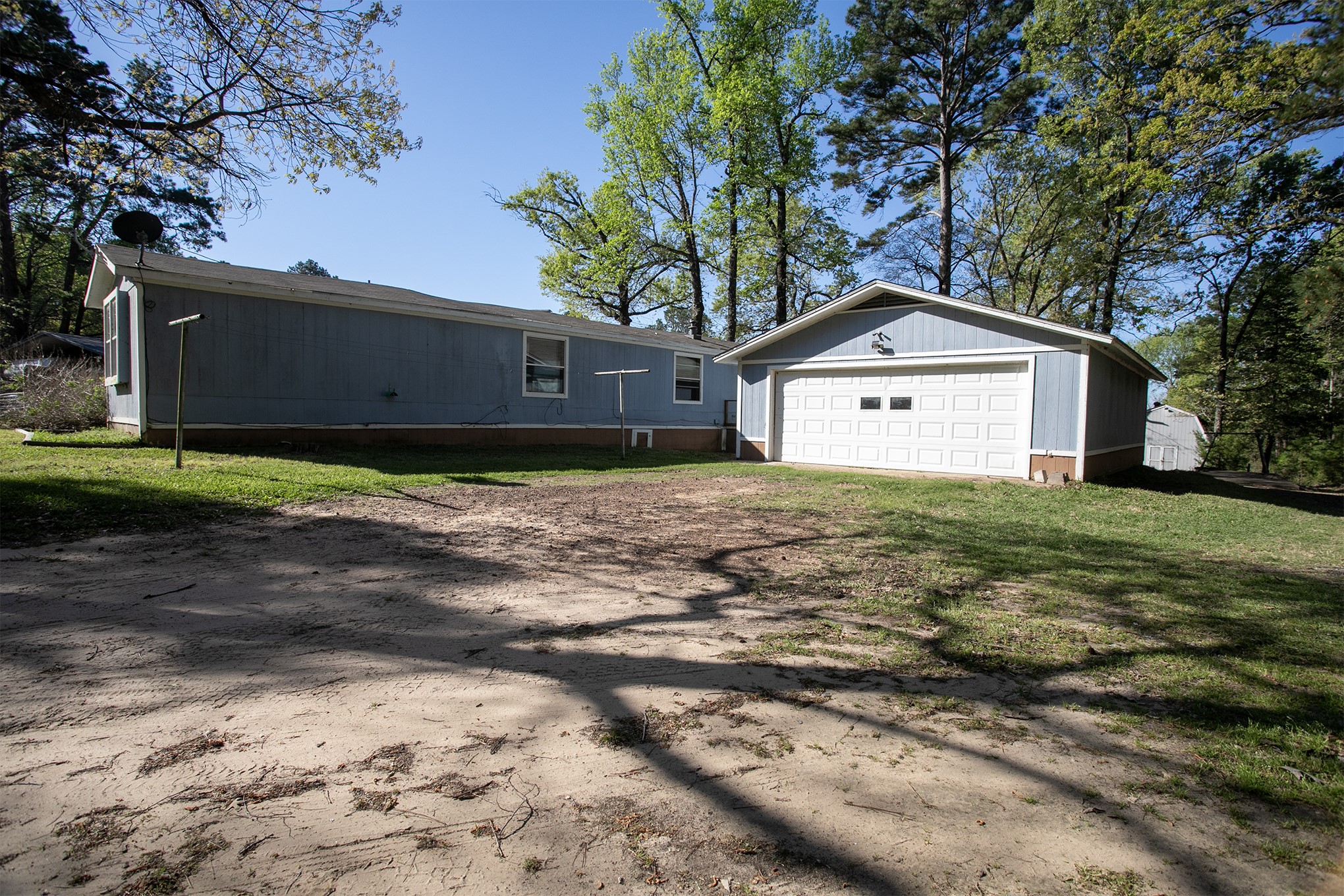 2781 Lake Breeze Drive Chandler TX 75758
