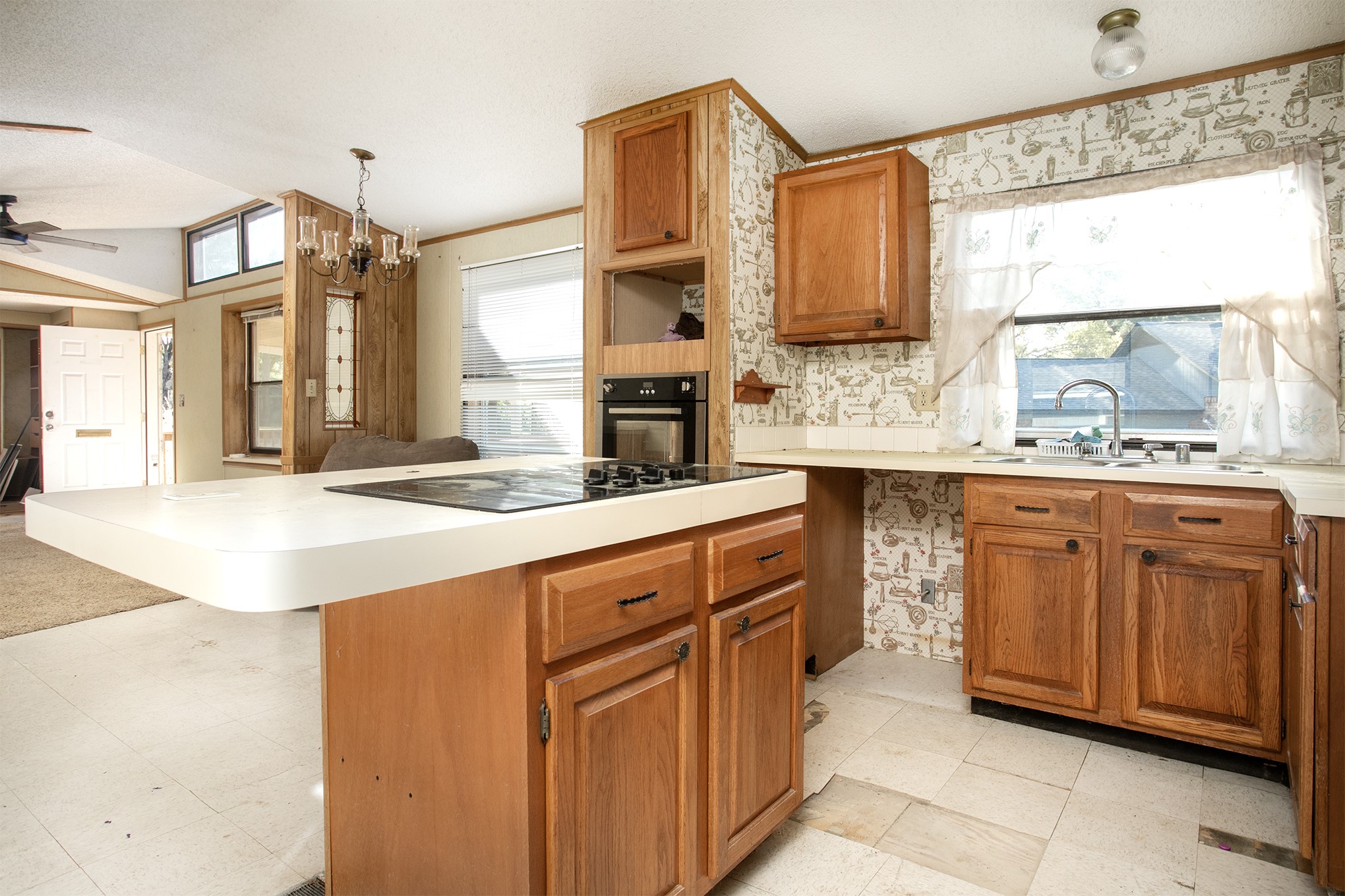 2781 Lake Breeze Drive Chandler TX 75758