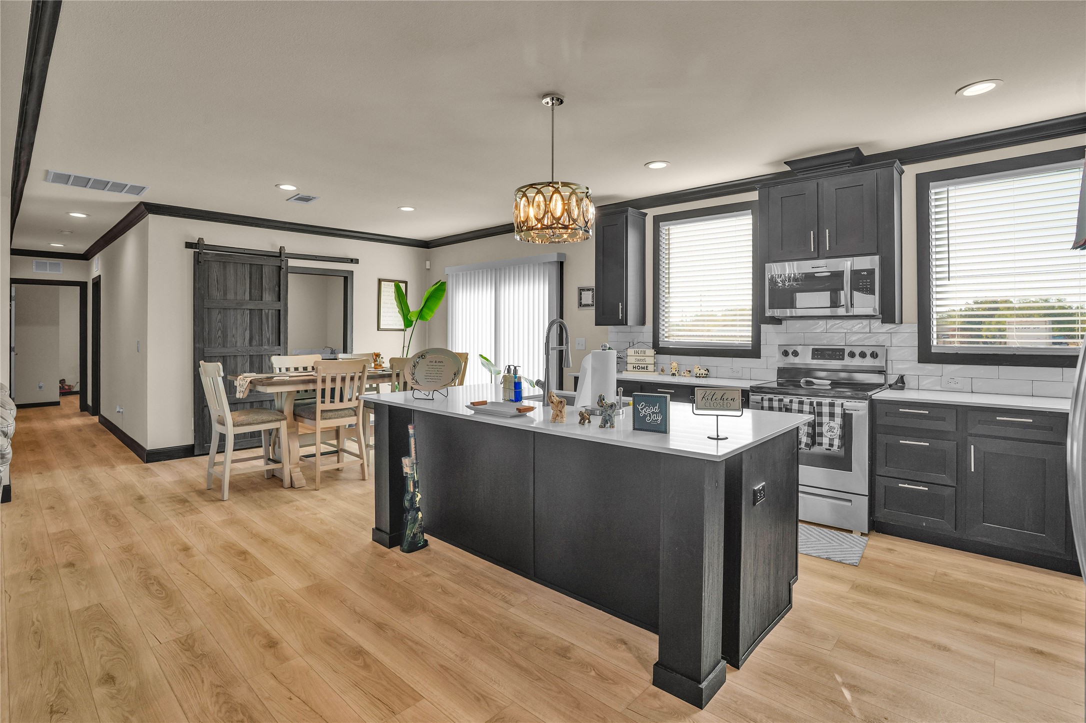 2032 Avenue L Anson TX 79501