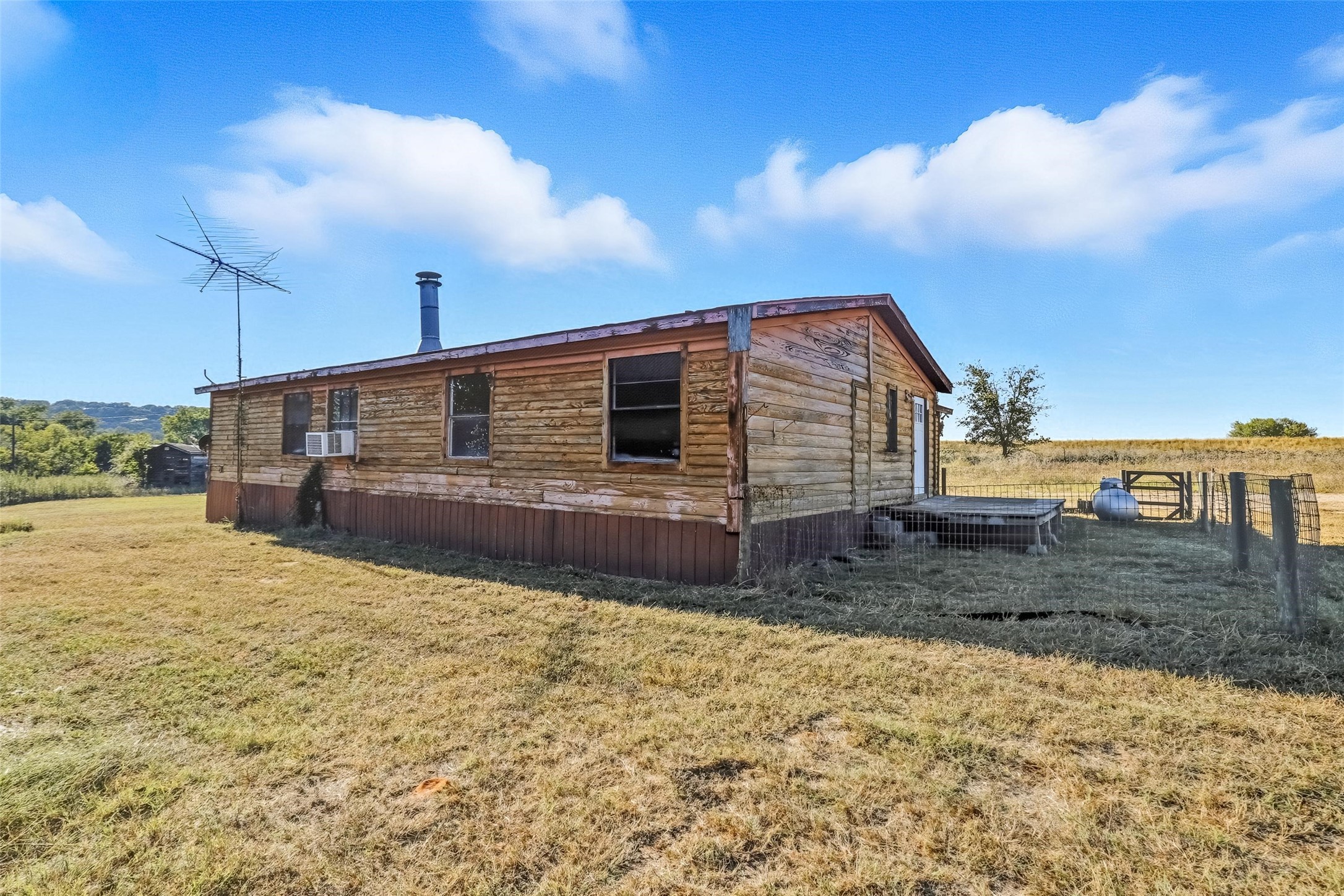 1491 County Road 319 Cleburne TX 76033