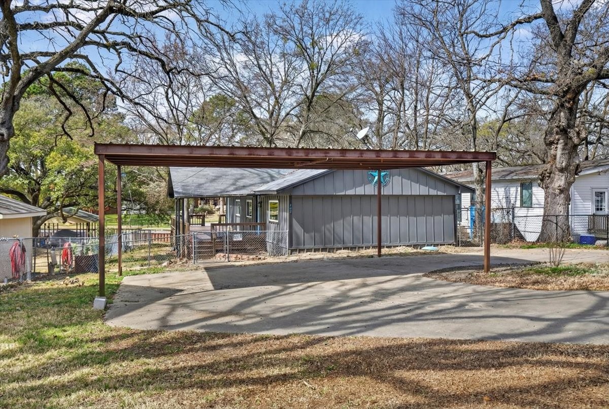 107 Lakewood Drive Mabank TX 75156