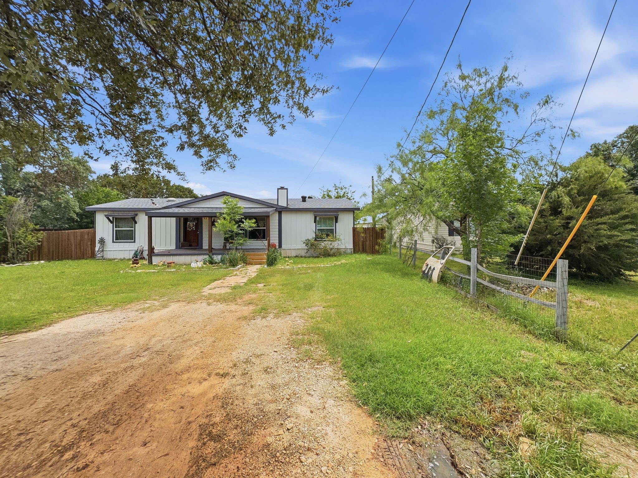 5120 San Marcos Court Granbury TX 76048