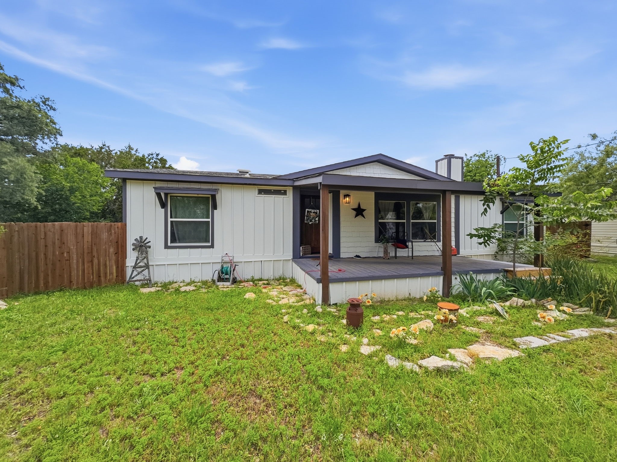 5120 San Marcos Court Granbury TX 76048
