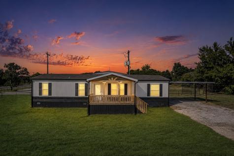 105 Beaver Creek Drive Azle TX 76020