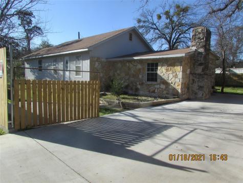 2926 Inwood Trail Granbury TX 76048