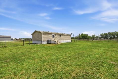 612 S Aquilla Street Itasca TX 76055