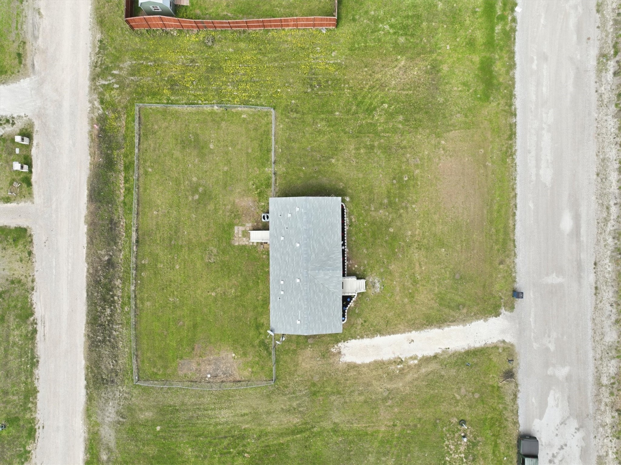 612 S Aquilla Street Itasca TX 76055