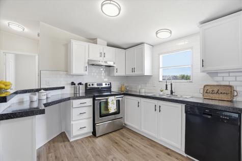 612 S Aquilla Street Itasca TX 76055