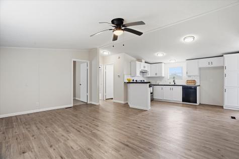 612 S Aquilla Street Itasca TX 76055