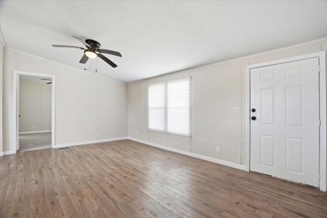 612 S Aquilla Street Itasca TX 76055