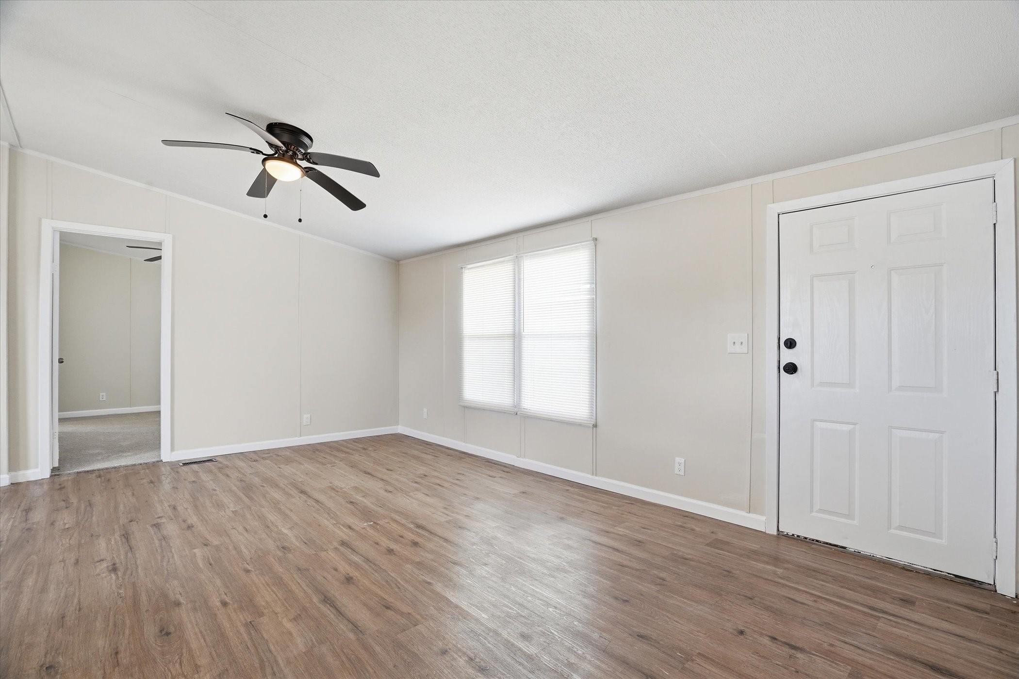 612 S Aquilla Street Itasca TX 76055
