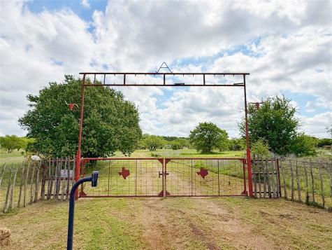 1091 Withers Road Mineral Wells TX 76067