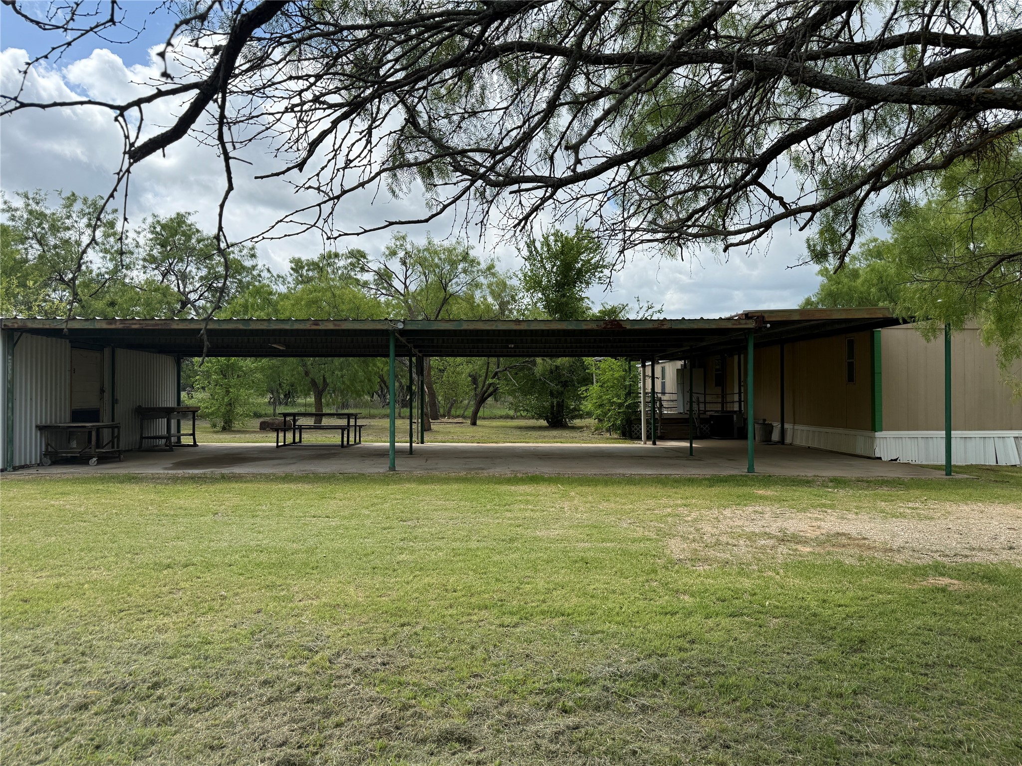 1091 Withers Road Mineral Wells TX 76067