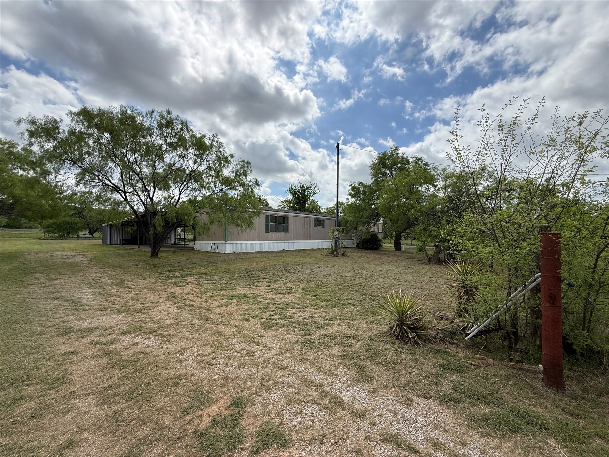 1091 Withers Road Mineral Wells TX 76067